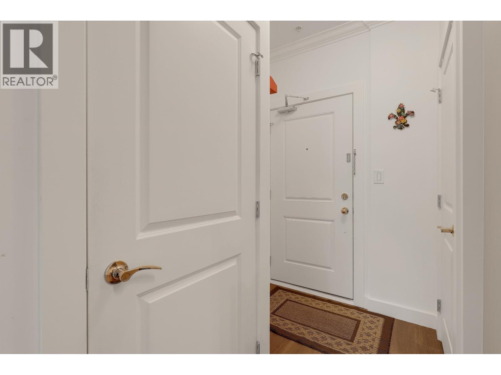 302 11566 224 Street - photo 2