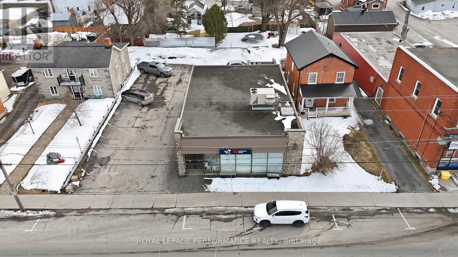38 MAIN STREET E — photo 21