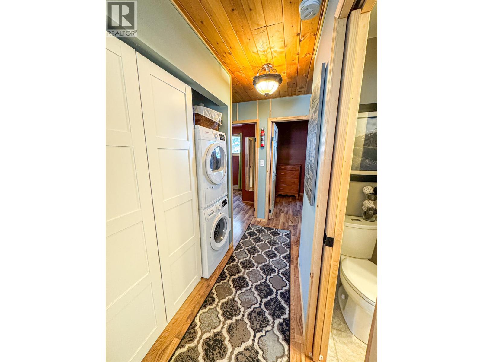 5405 DUTCH CREEK Road, Dutch Creek