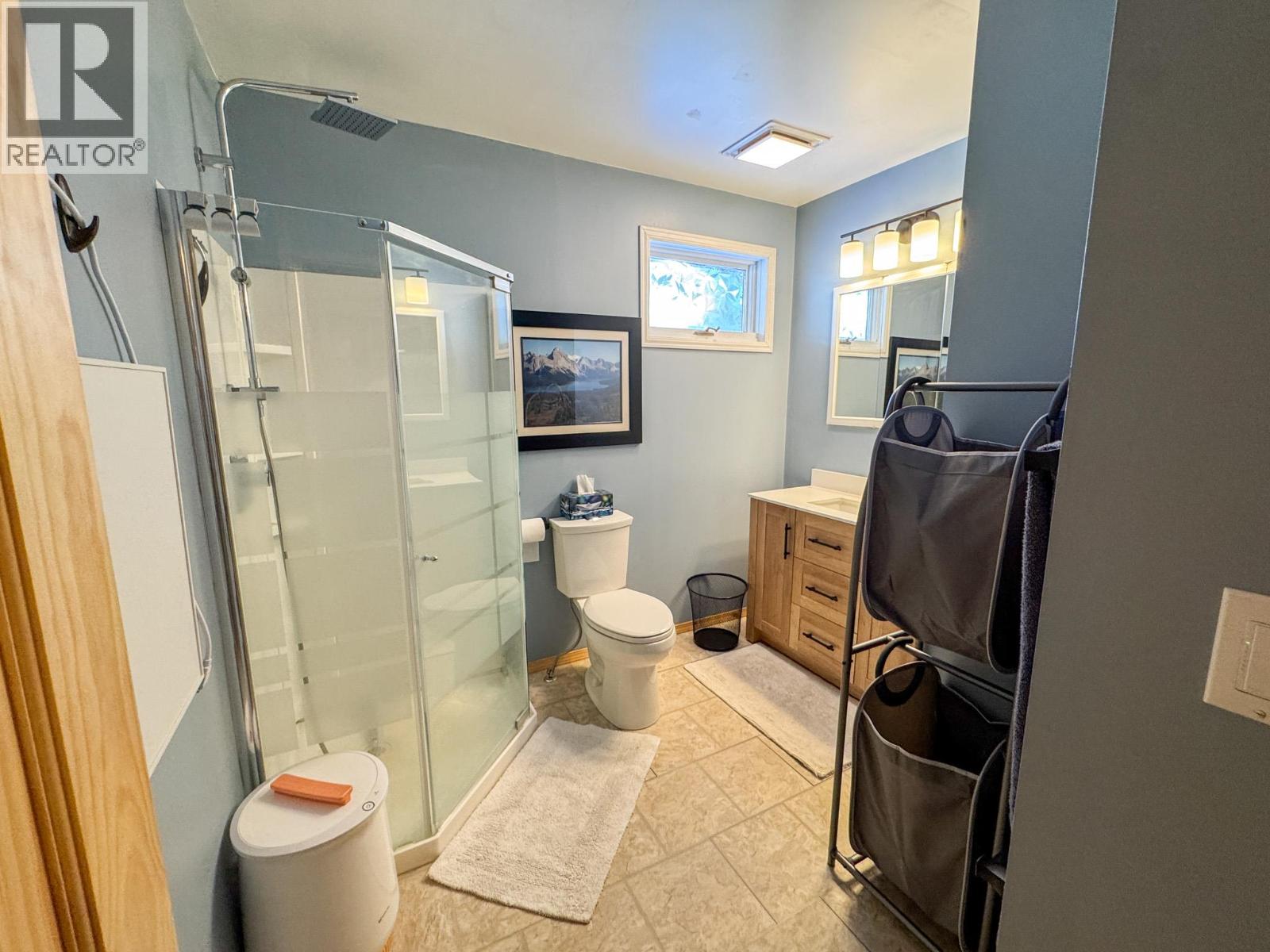 5405 DUTCH CREEK Road, Dutch Creek