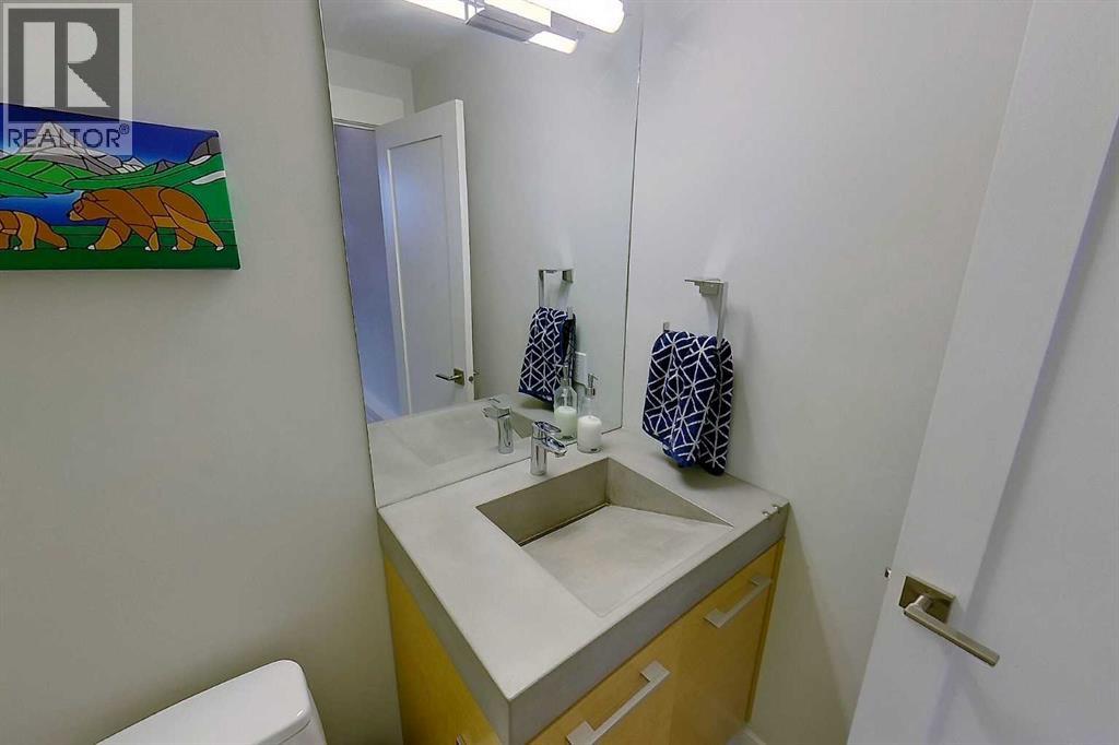 Single Family House for Sale in  A Street SW Richmond Calgary 