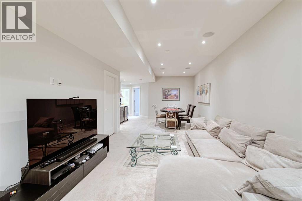 Single Family House for Sale in  A Street SW Richmond Calgary 