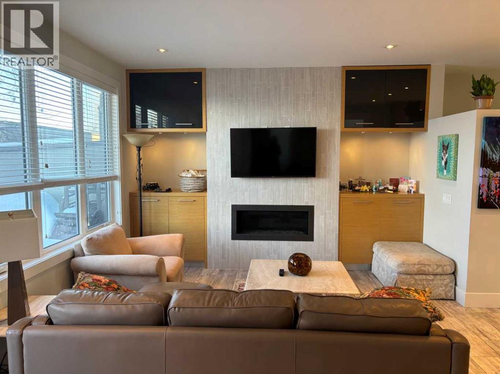 Single Family House for Sale in  A Street SW Richmond Calgary 