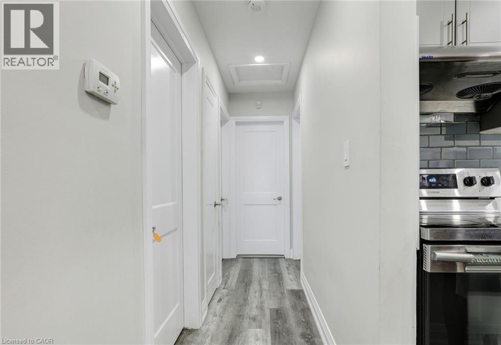 7 CARDILL CRESCENT - 10