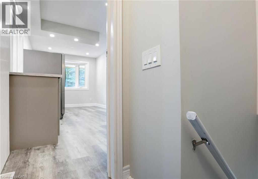 7 CARDILL CRESCENT - 20