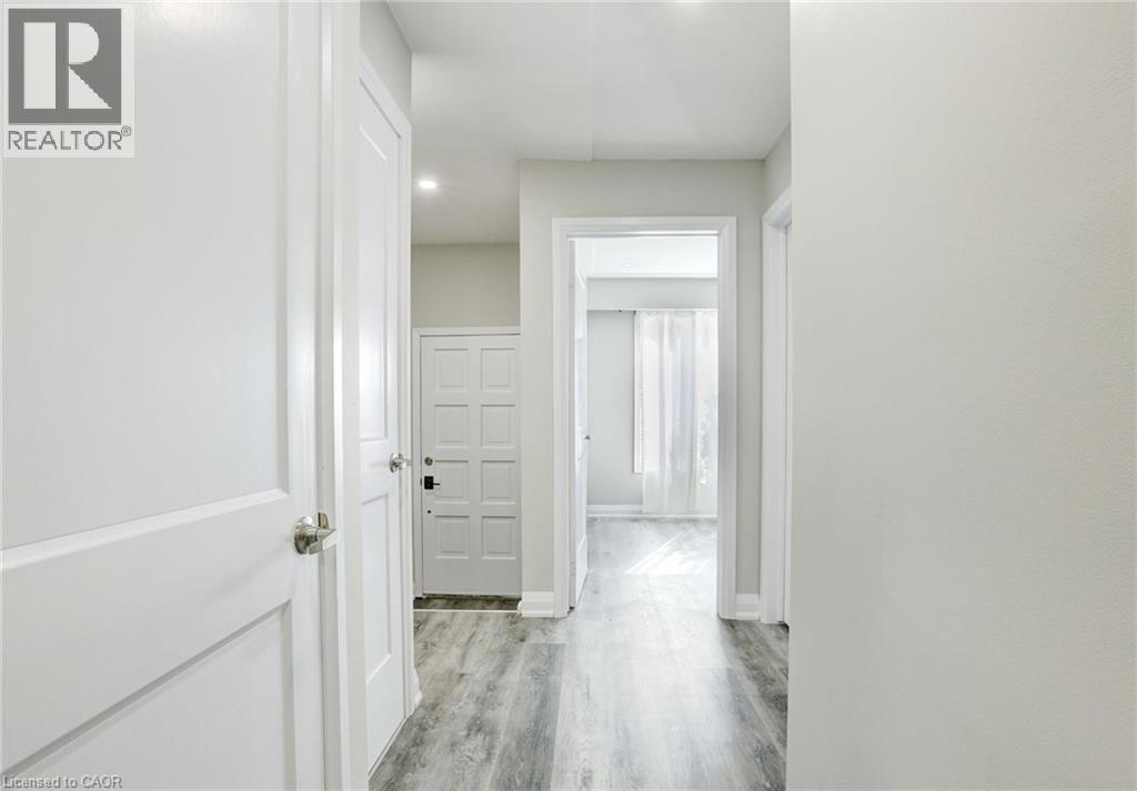 7 CARDILL CRESCENT - 9