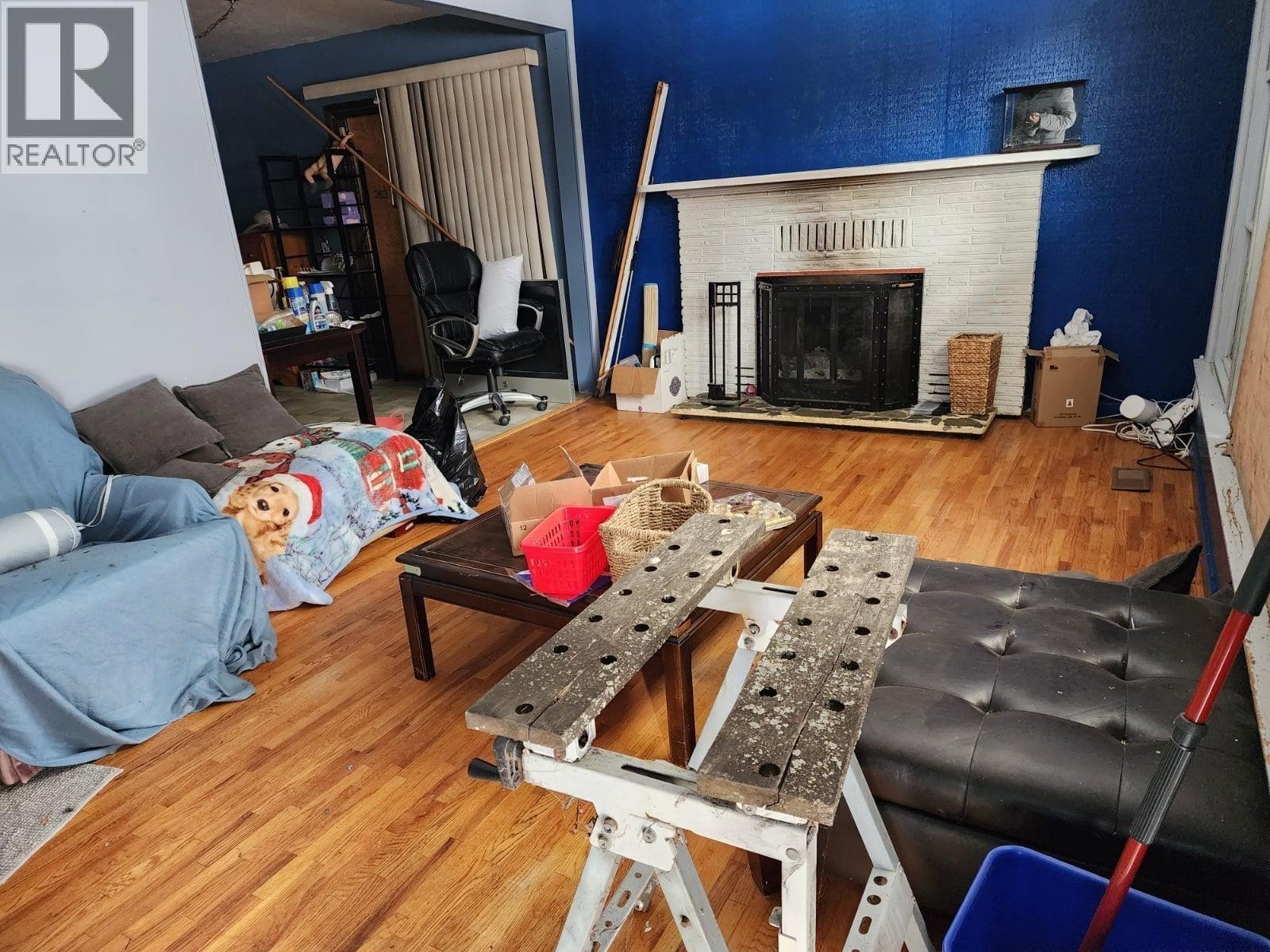 2771 PINE STREET - Image 2