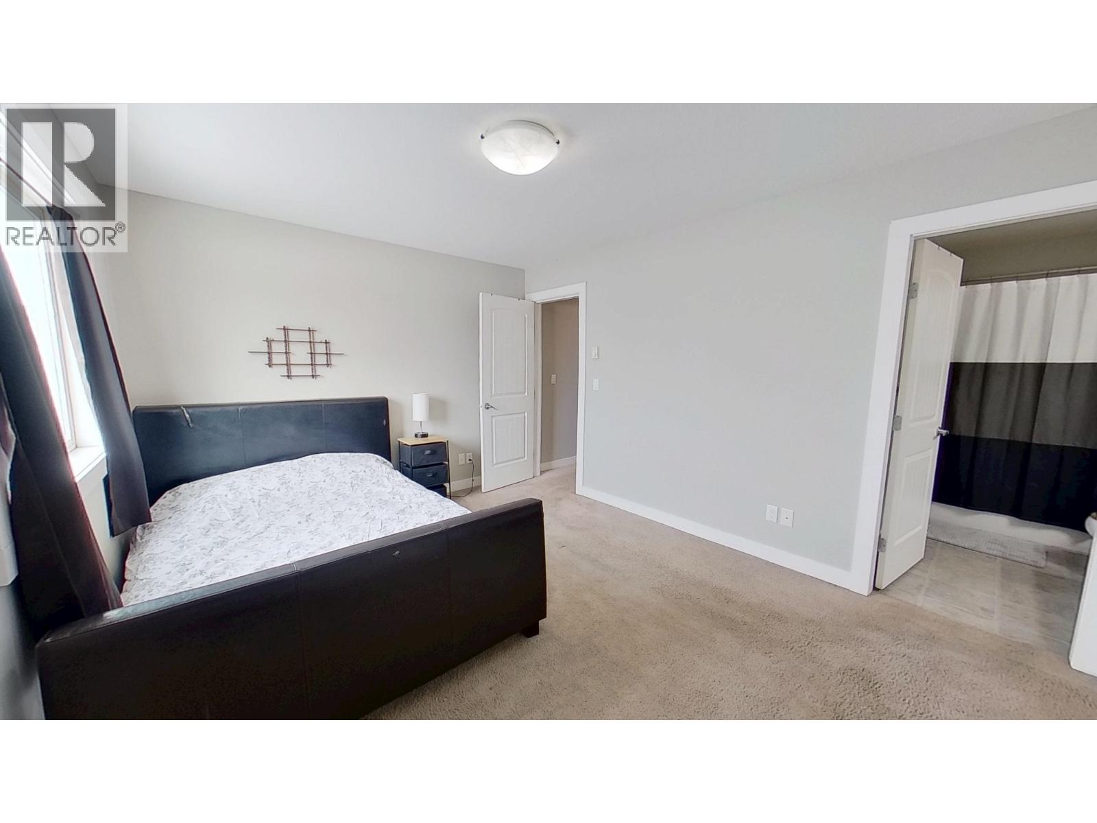 #9 9707 99 AVENUE - 14