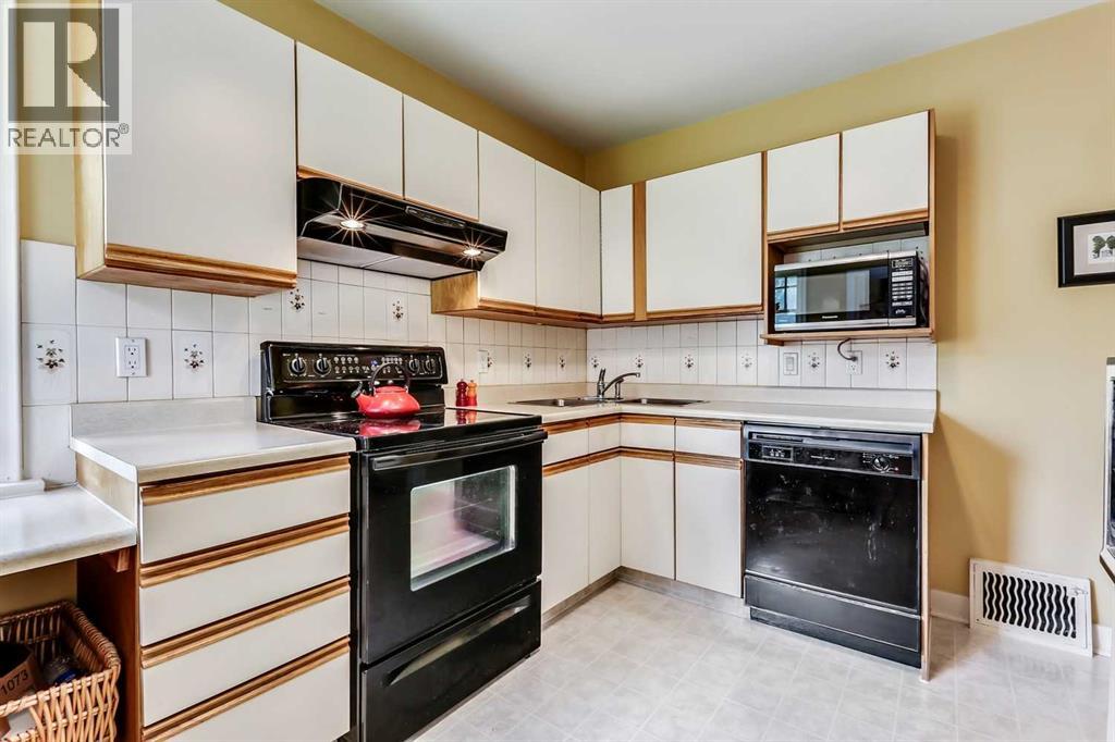 Single Family House Bungalow for Sale in   Avenue NW Crescent Heights Calgary 