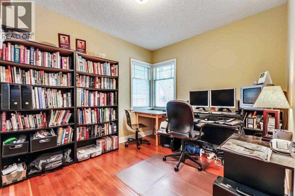 Single Family House Bungalow for Sale in   Avenue NW Crescent Heights Calgary 