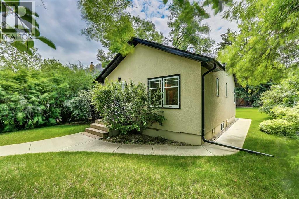 Single Family House Bungalow for Sale in   Avenue NW Crescent Heights Calgary 