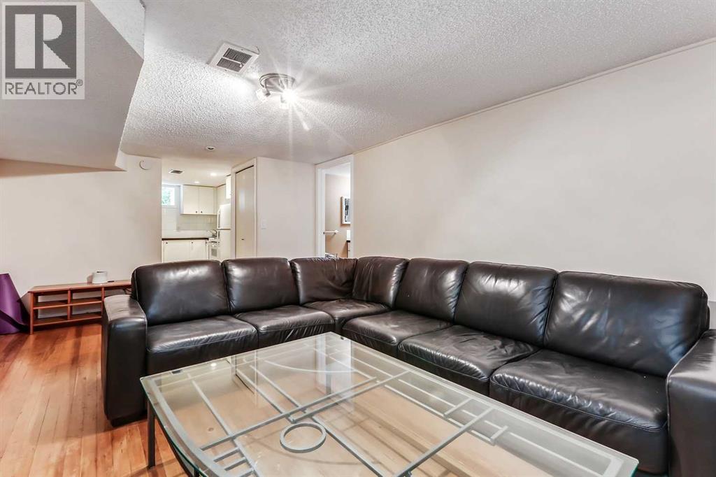 Single Family House Bungalow for Sale in   Avenue NW Crescent Heights Calgary 