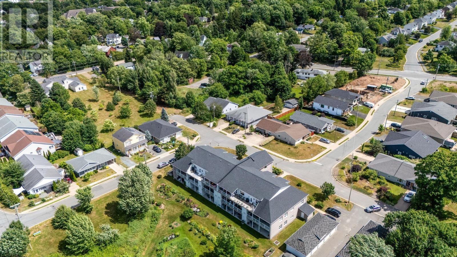 Property 37 of 47 of 302 42 Bigelow Street