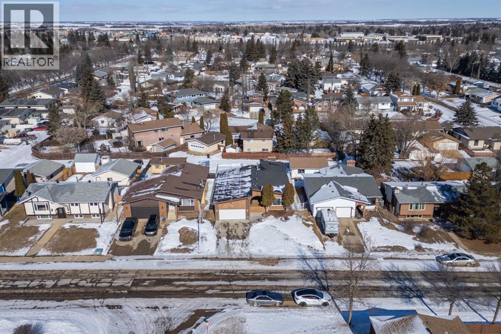 
          6310 43 Avenue
            <br/>
            <span>Camrose</span>
            , 
            <span>AB</span>
             <span>T4V3M8</span>
         - Photo 26