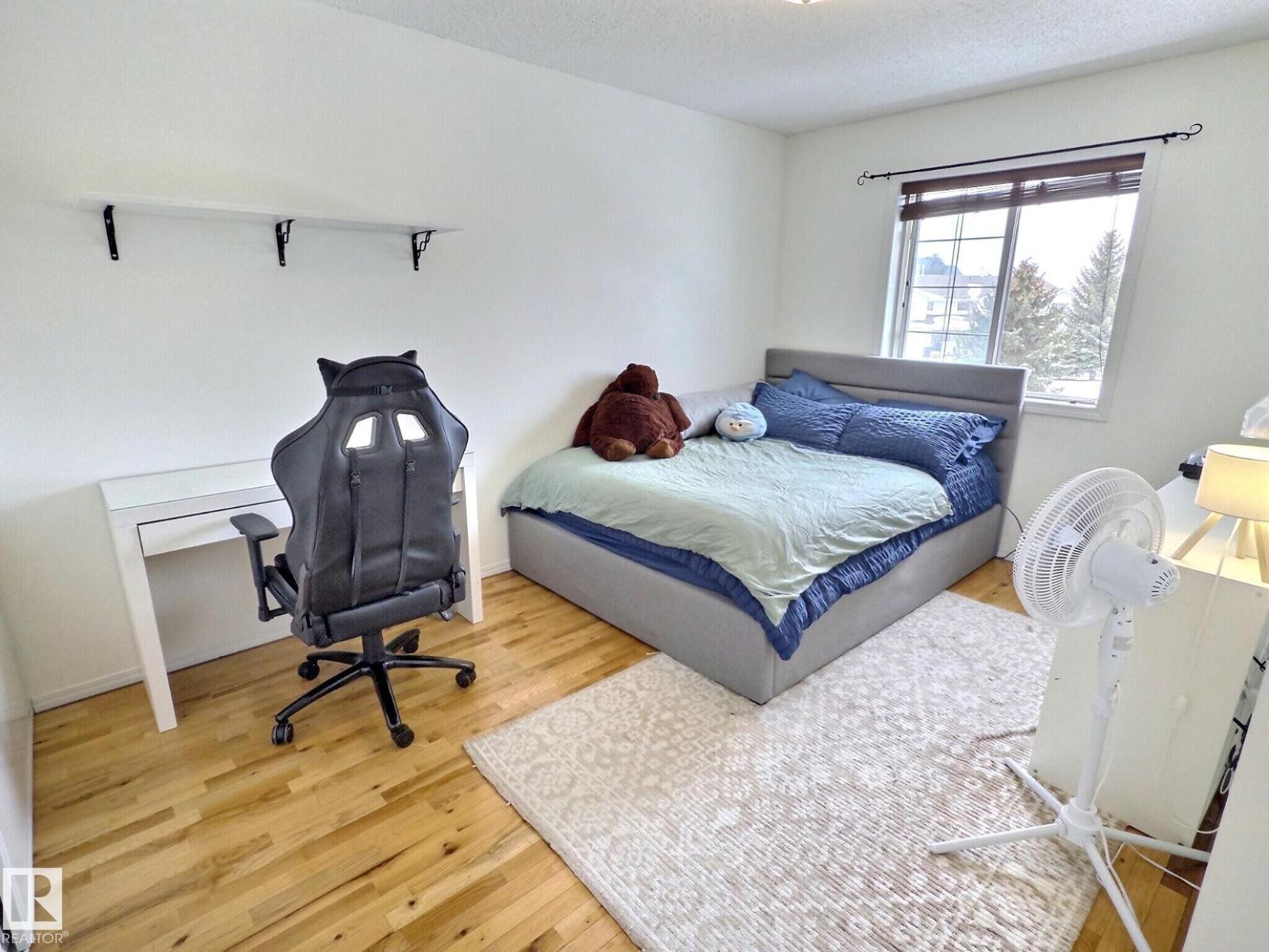 #14 6608 158 AV NW, Edmonton