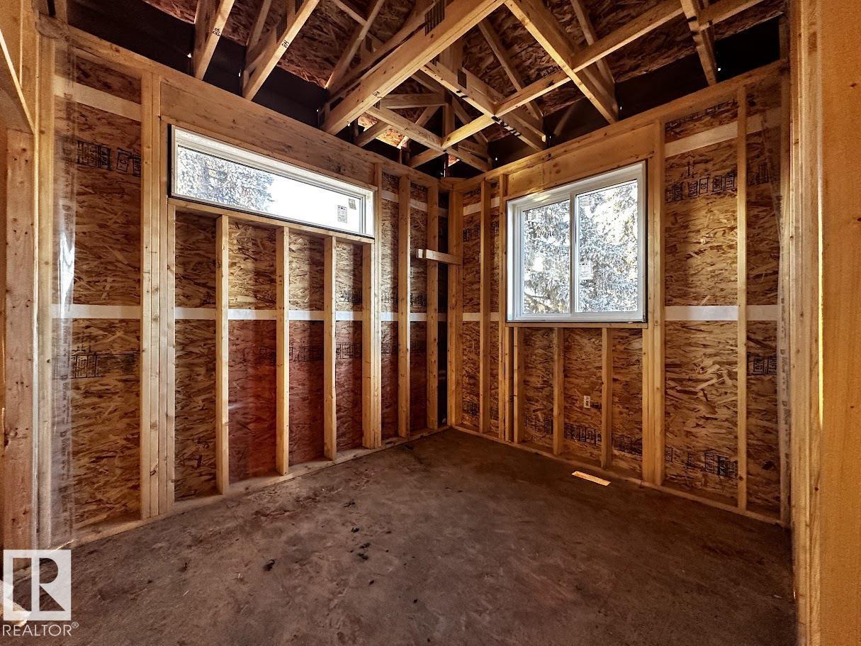 10627 149 ST NW - 16