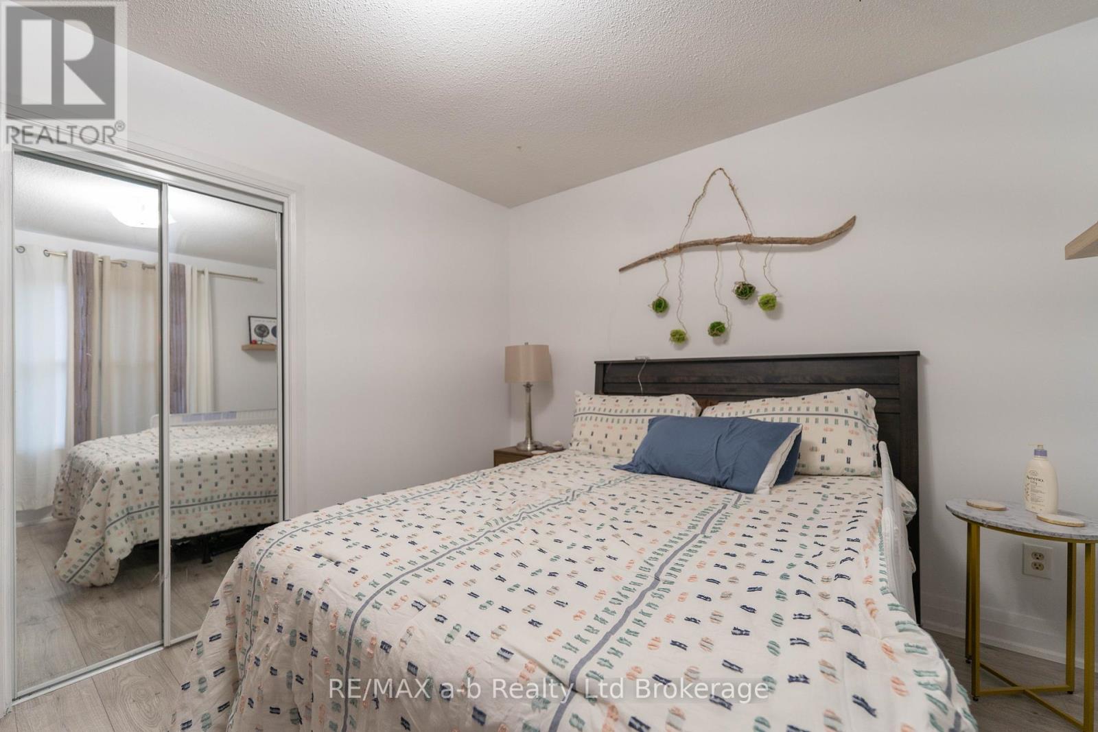 3-bedroom home for sale at 6 CAMDON COURT, Tillsonburg ON · photo 22 of 49