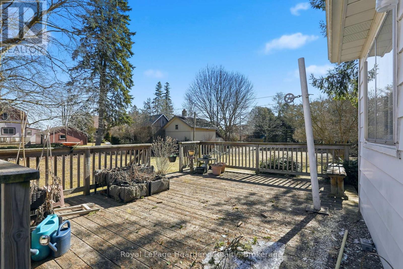 77 KING STREET S - 29