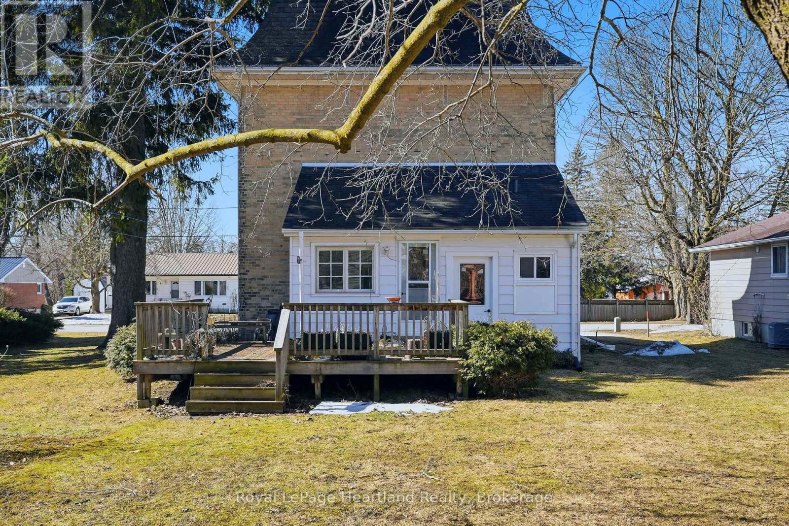 77 KING STREET S - 30