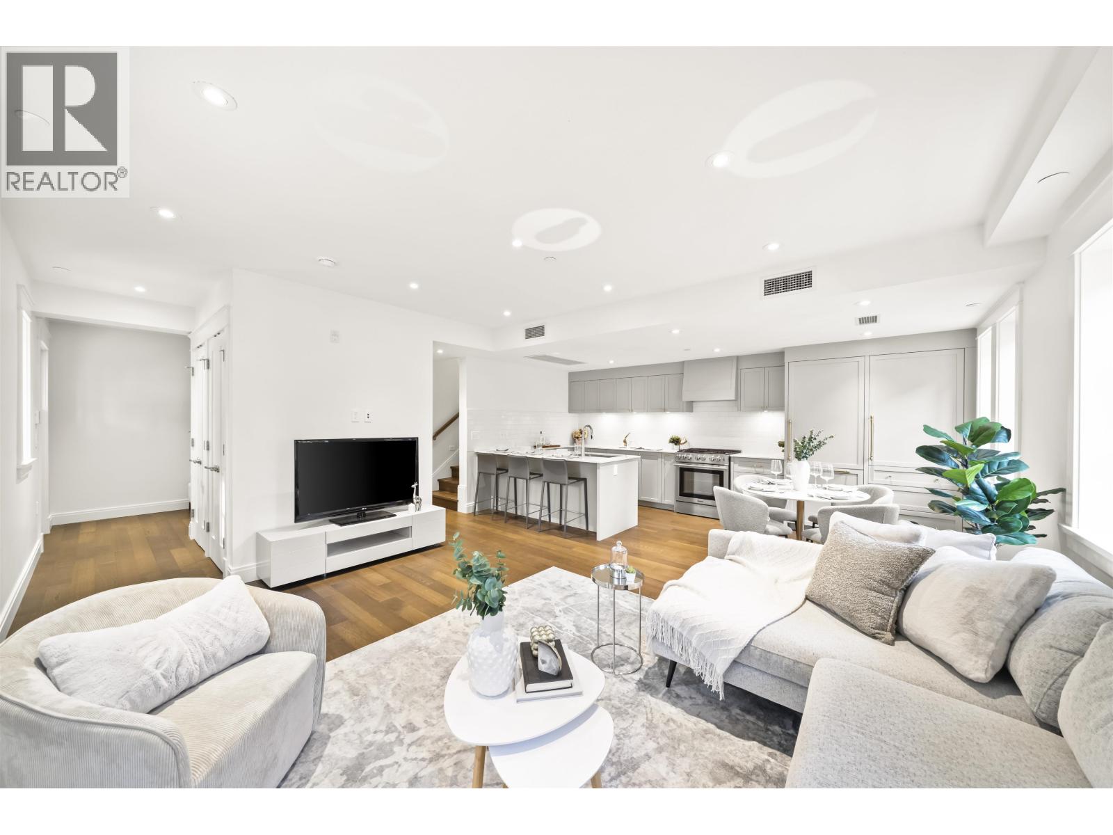 2 5819 HIGHBURY Street - photo 2