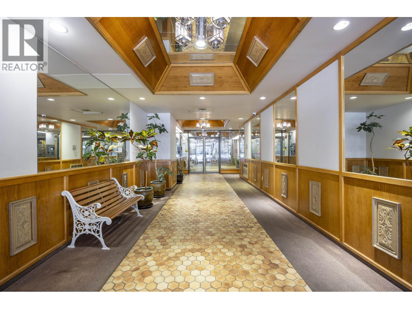 502 534 SIXTH Street - photo 2