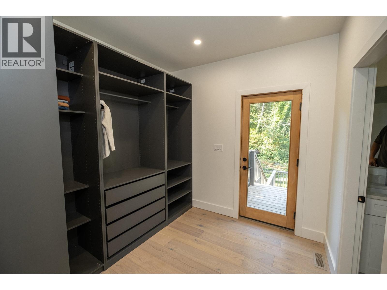 1246 REED ROAD, Gibsons