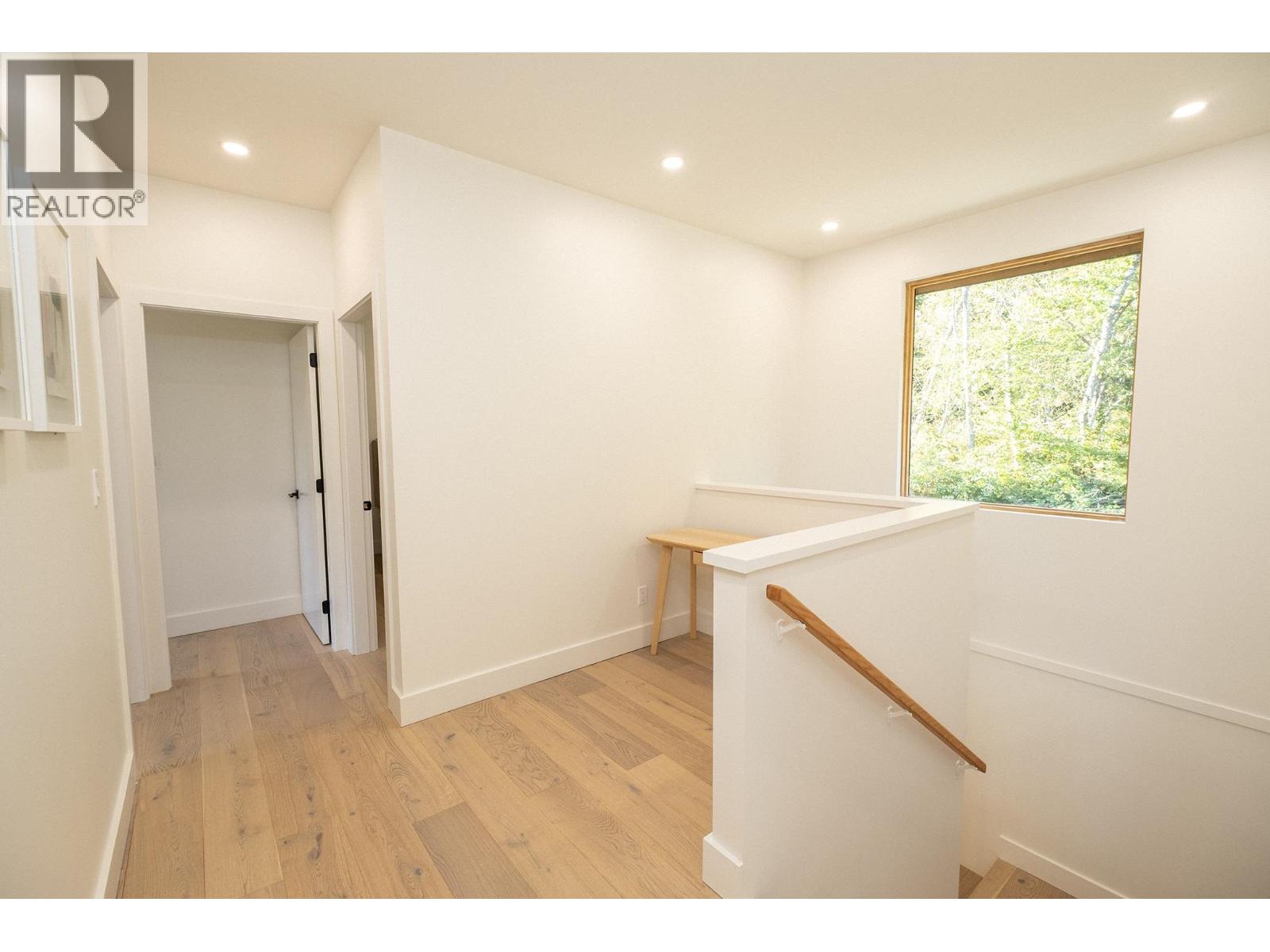 1246 REED ROAD, Gibsons