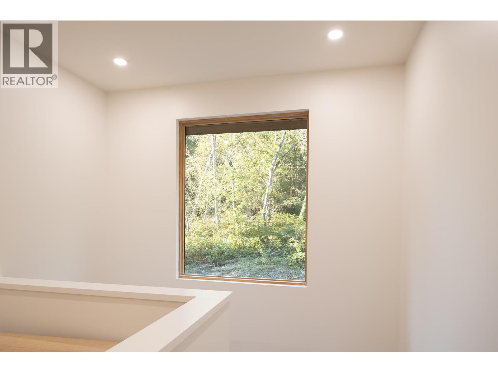 1246 REED ROAD, Gibsons