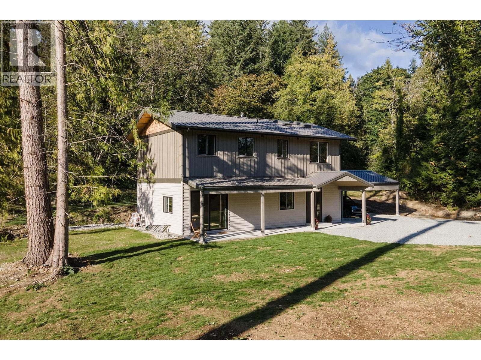 1246 REED ROAD, Gibsons