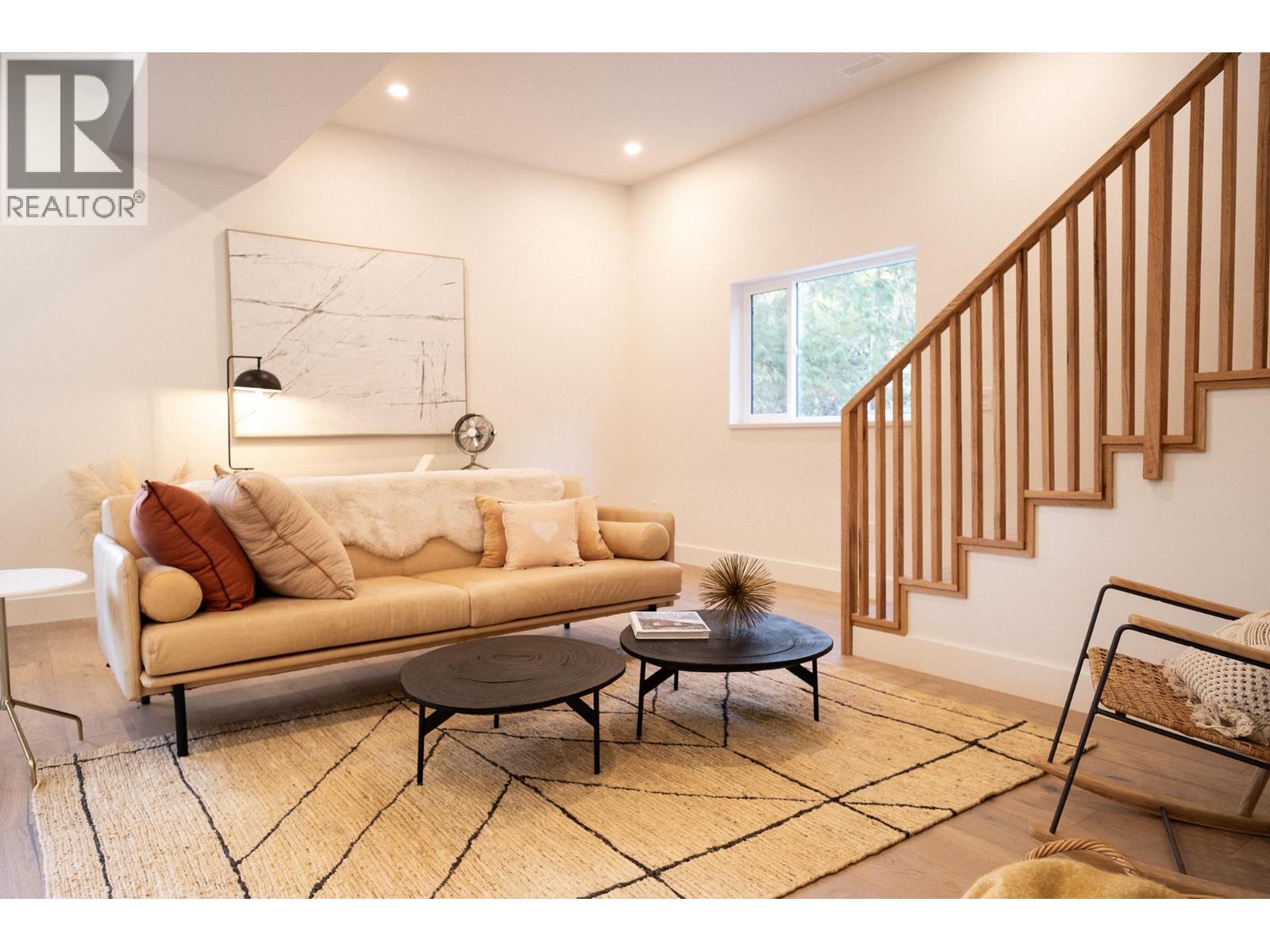 1246 REED ROAD, Gibsons