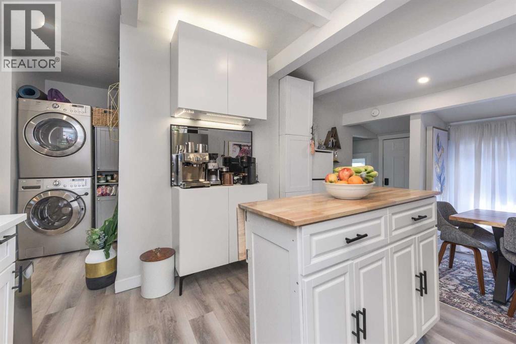 Single Family House Bungalow for Sale in  A Street NW Crescent Heights Calgary 