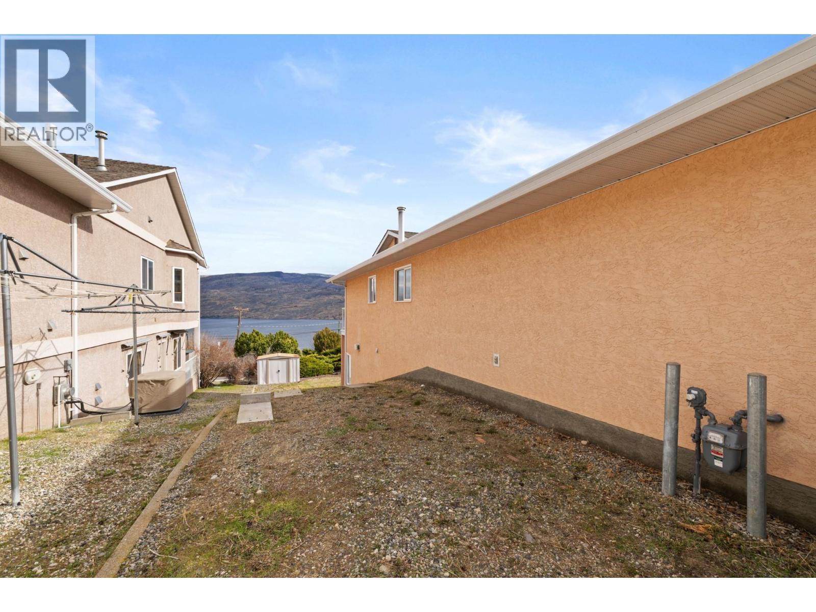 6085 BEATRICE ROAD - 48