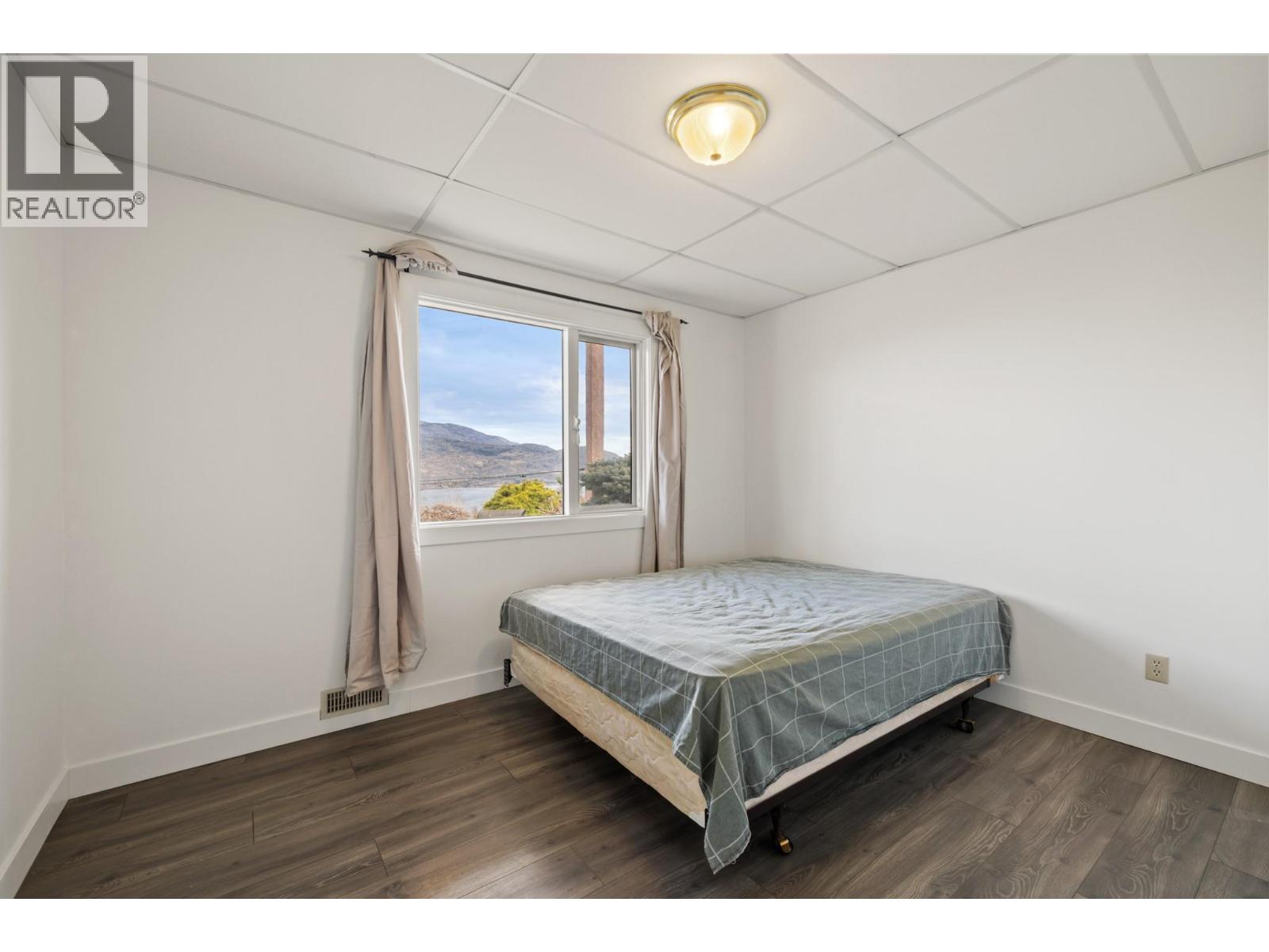 6085 BEATRICE ROAD - 31