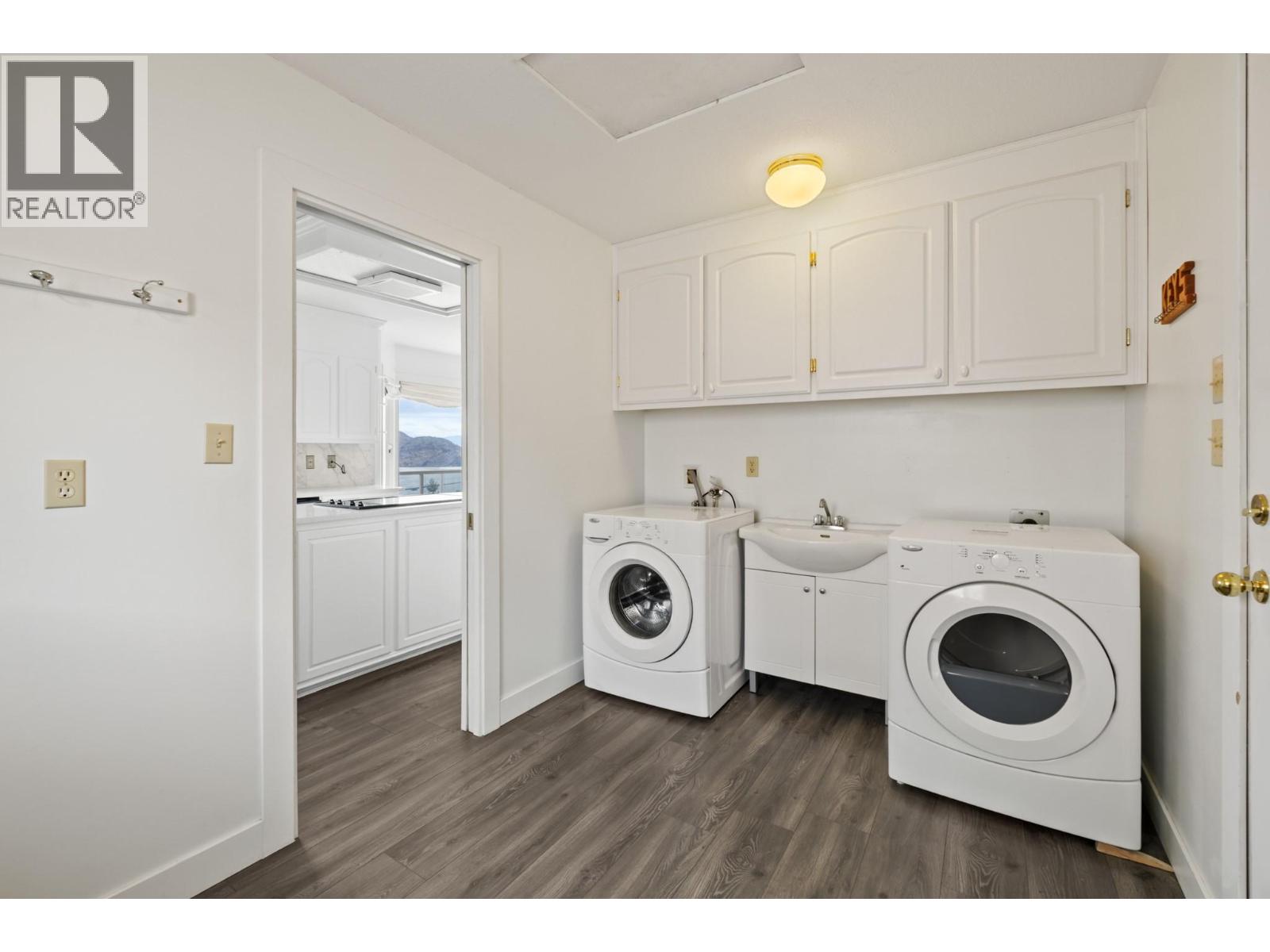 6085 BEATRICE ROAD - 15