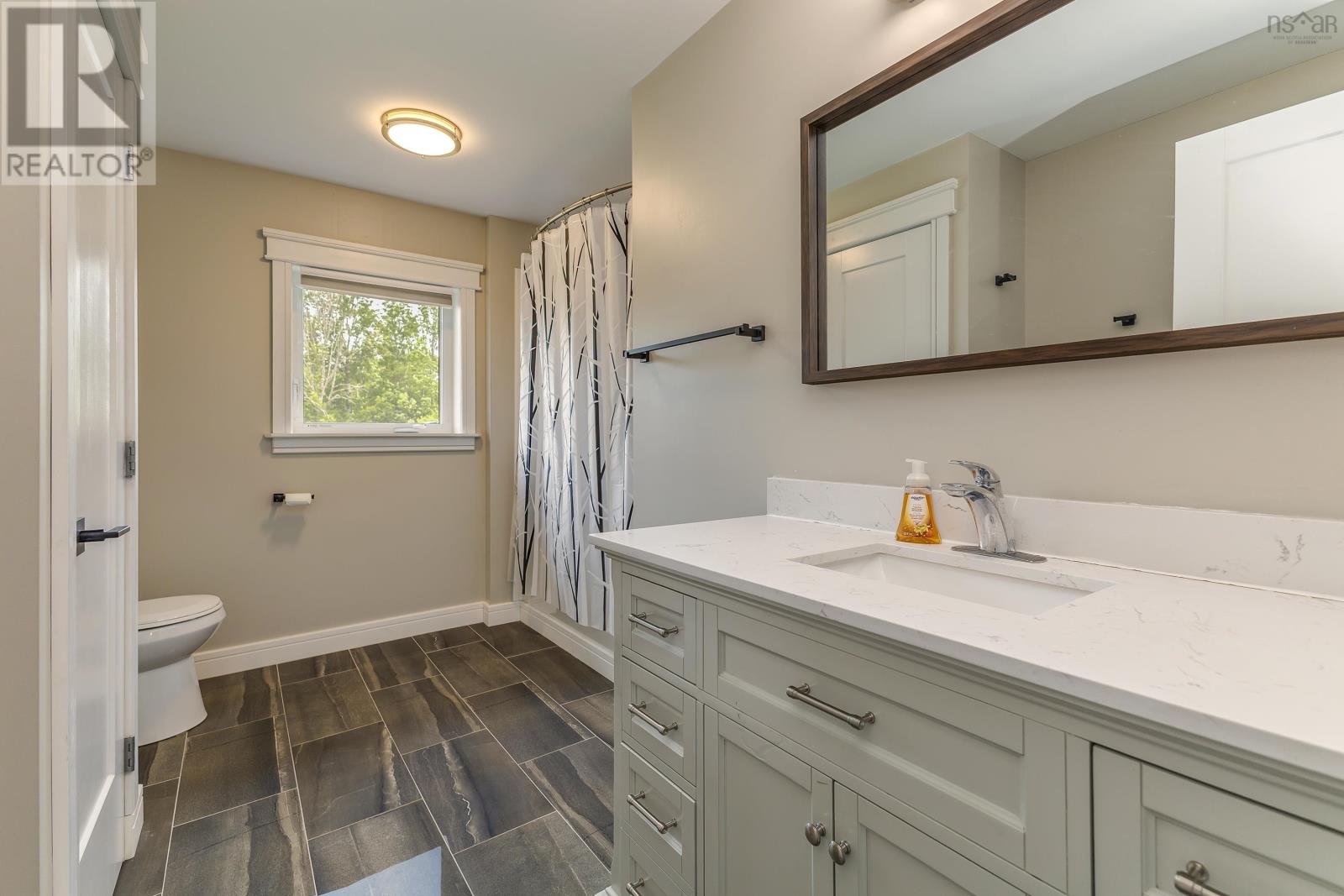 Property 29 of 44 of 271 376 Highway