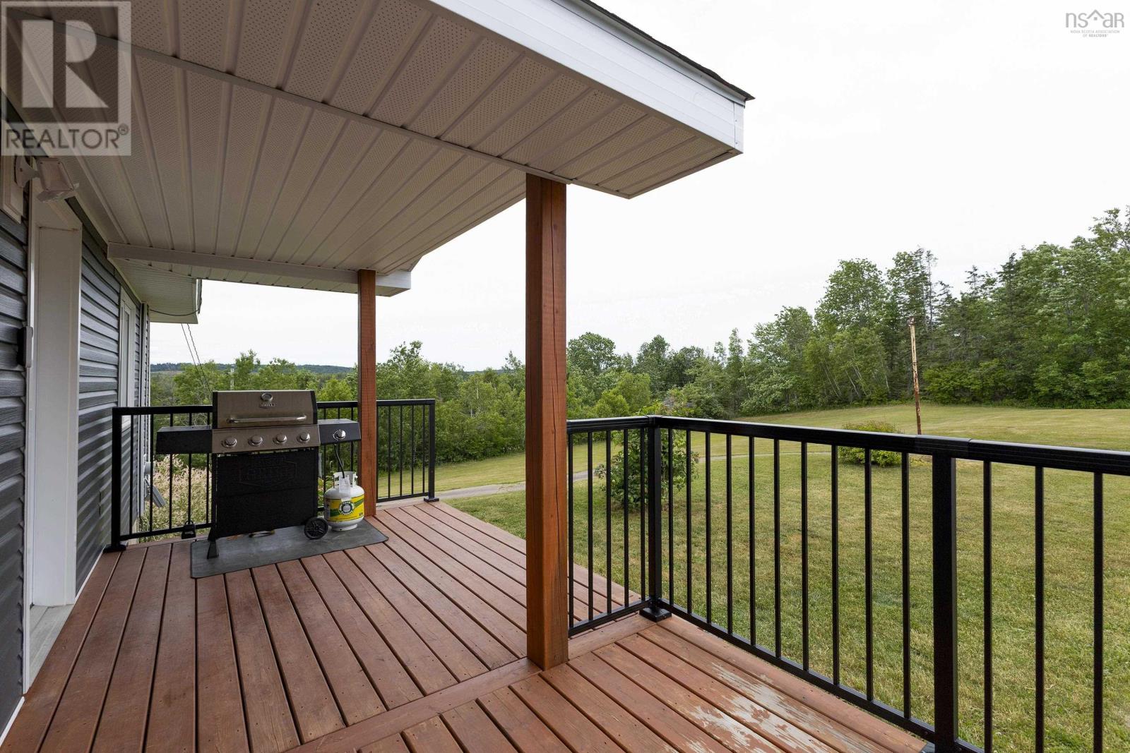 Property 39 of 44 of 271 376 Highway