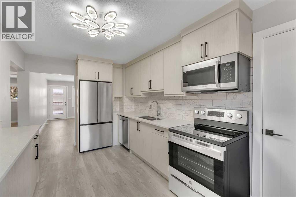 Single Family House Bungalow for Sale in  Northmount Drive NW Collingwood Calgary 