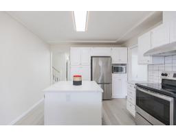13285 98 Avenue, Surrey, BC V3T5N1 Photo 9