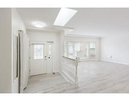 13285 98 Avenue, Surrey, BC V3T5N1 Photo 10
