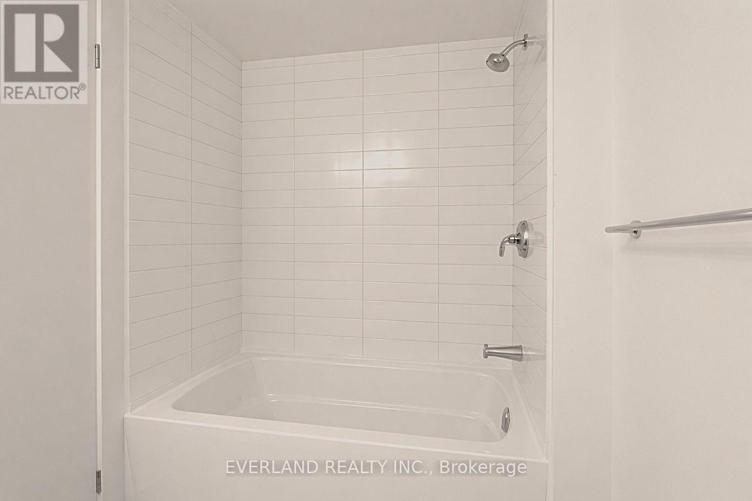 #703 11 WELLESLEY STREET W - 12