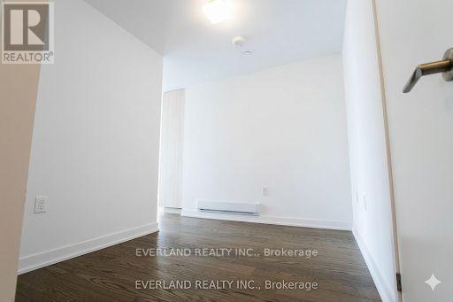 #703 11 WELLESLEY STREET W - 15