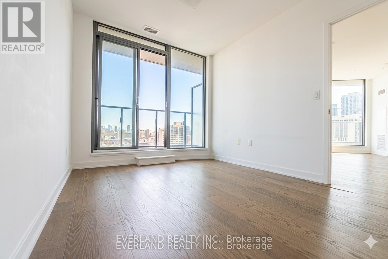 #703 11 WELLESLEY STREET W - 3