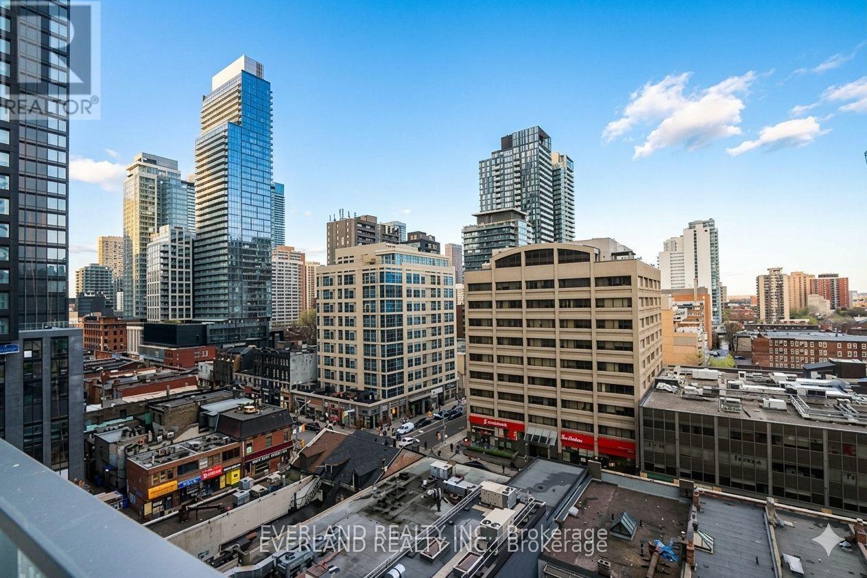 #703 11 WELLESLEY STREET W - 6