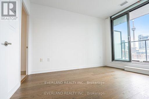 #703 11 WELLESLEY STREET W - 9