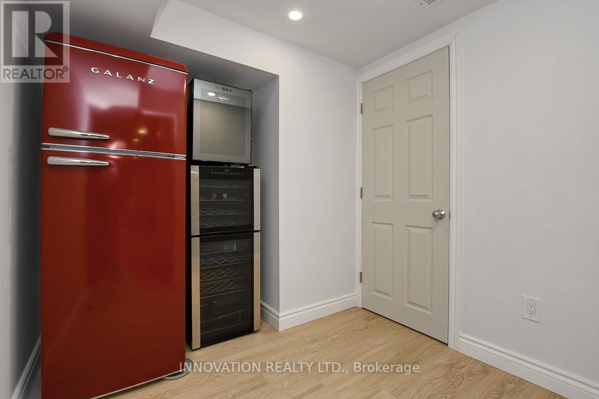 154 HARMATTAN AVENUE, Ottawa, Ontario