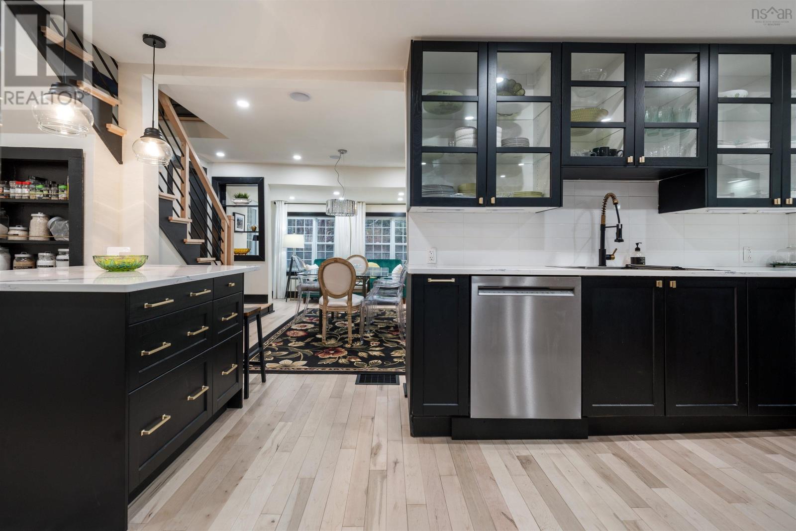 Property 1 of 50 of 1379 Alma Road