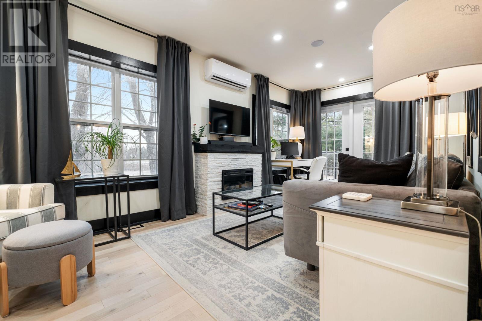 Property 23 of 50 of 1379 Alma Road