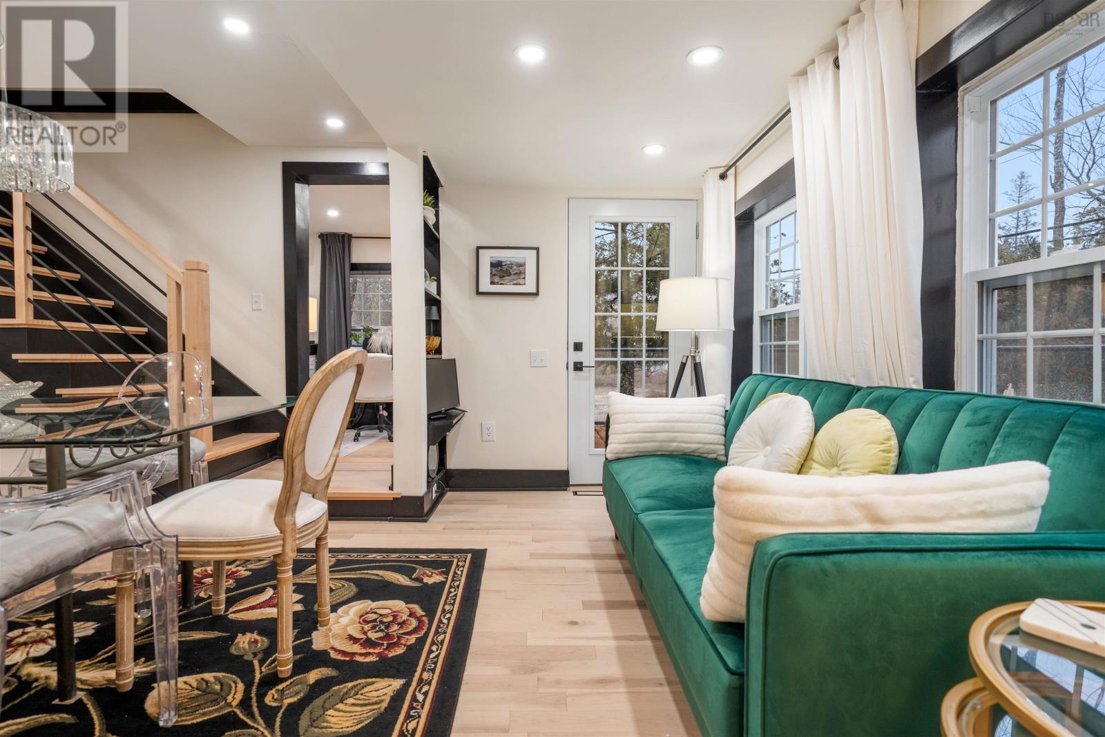 Property 18 of 50 of 1379 Alma Road