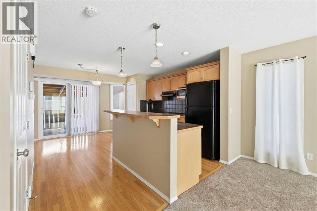 
          160 Taradale Drive Northeast
            <br/>
            <span>Calgary</span>
            , 
            <span>AB</span>
             <span>T3J5G3</span>
         - Photo 35