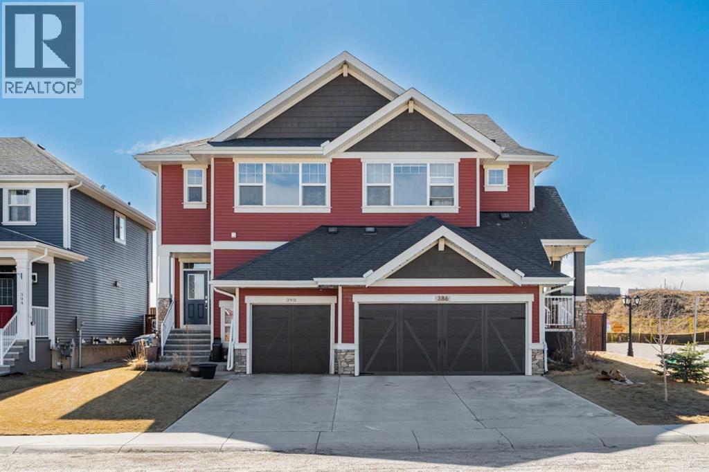 390 River Heights Crescent, Cochrane